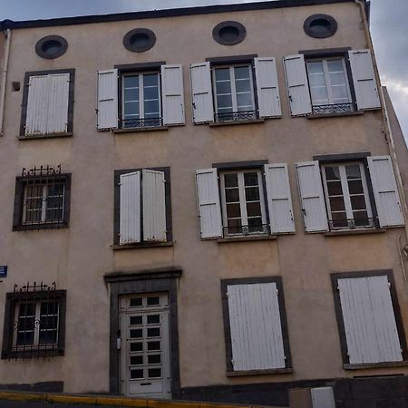 L'Appart De Babou Rez De Chaussee Parking Free Draps Wifi Тьєр Екстер'єр фото